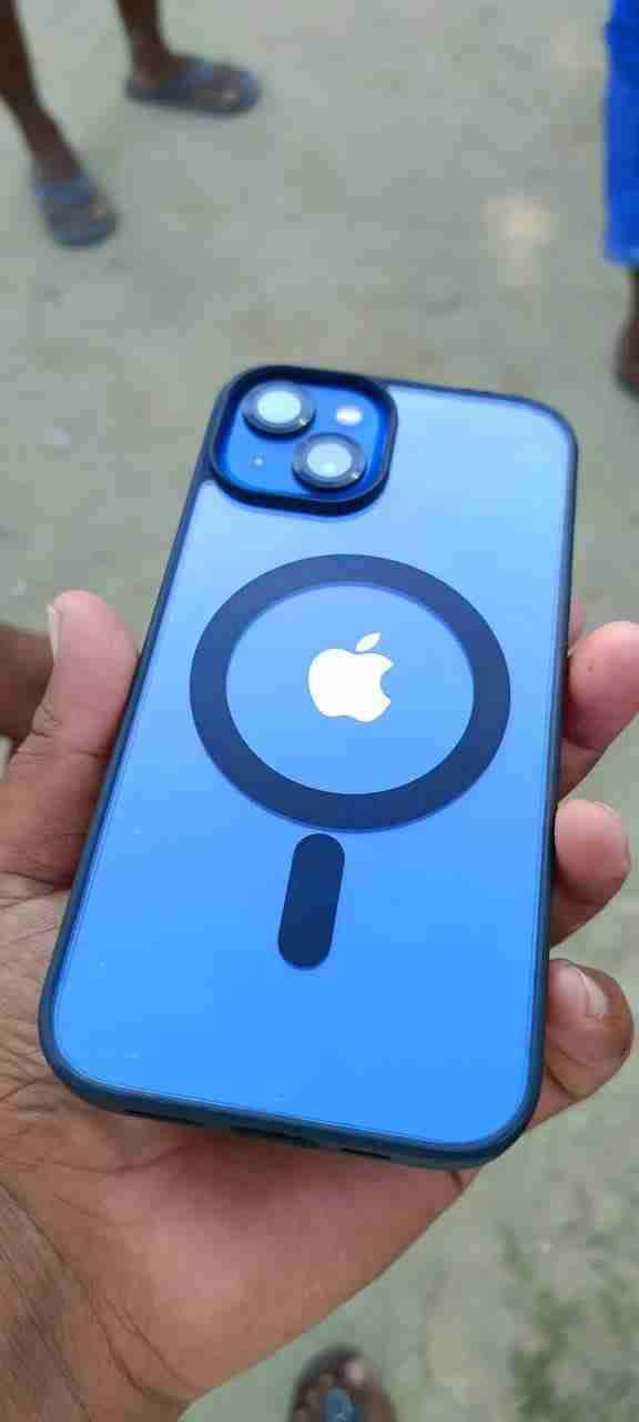 I phone 14 image 1